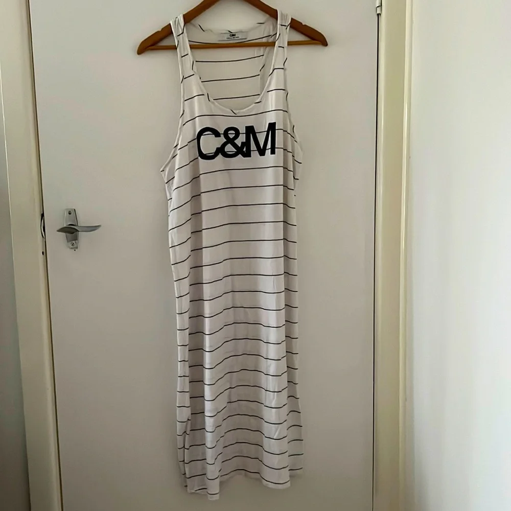 CAMILLA & MARC C&M LOGO RACERBACK LONG DRESS - NAVY & WHITE STRIPED - SIZE L - Picture 1 of 7